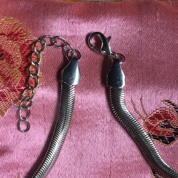 New! Snake Chain Ankle Bracelet - Picture 6 of 8